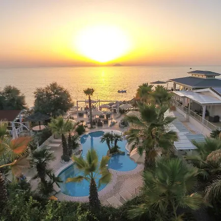 Baia Del Godano Resort&spa Resort