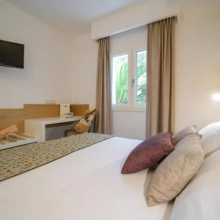 Baia Del Godano & 4*