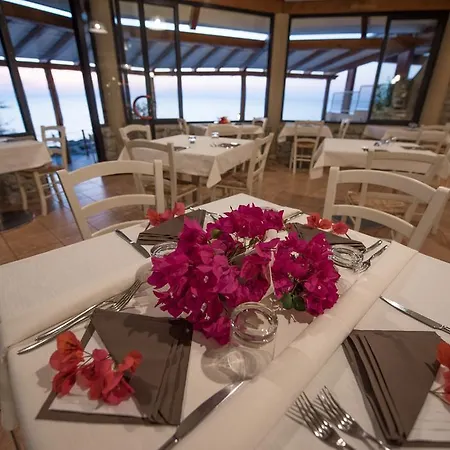 Baia Del Godano & 4* 카포바티카노