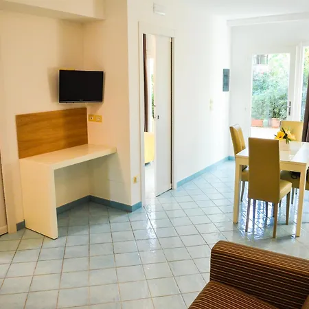 Baia Del Godano & 4*