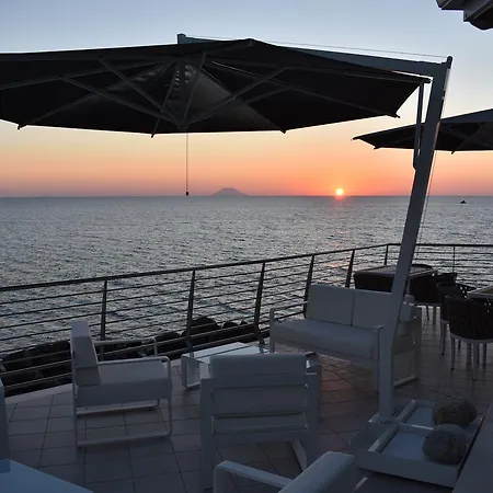 Baia Del Godano & 4*