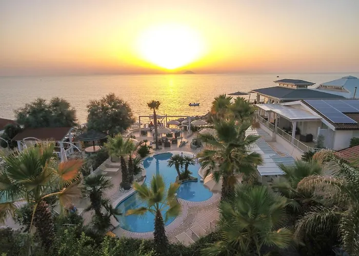 Baia Del Godano & Üdülőközpont