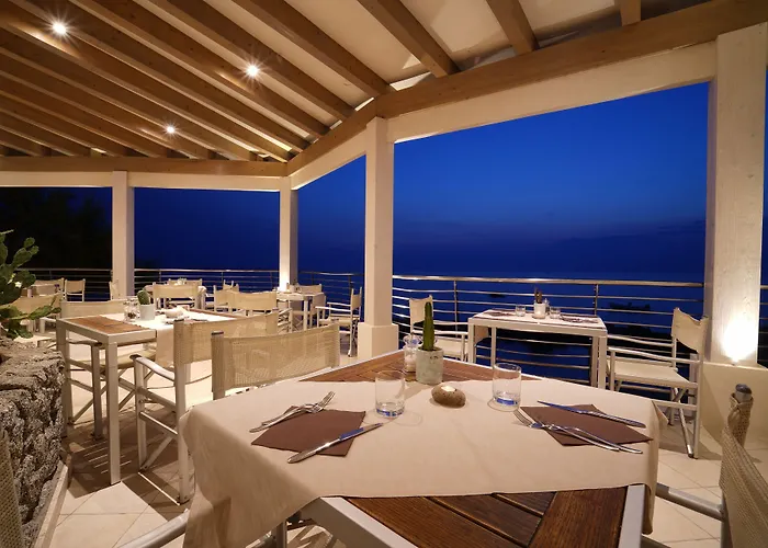 Baia Del Godano & Semesteranläggning (resort)