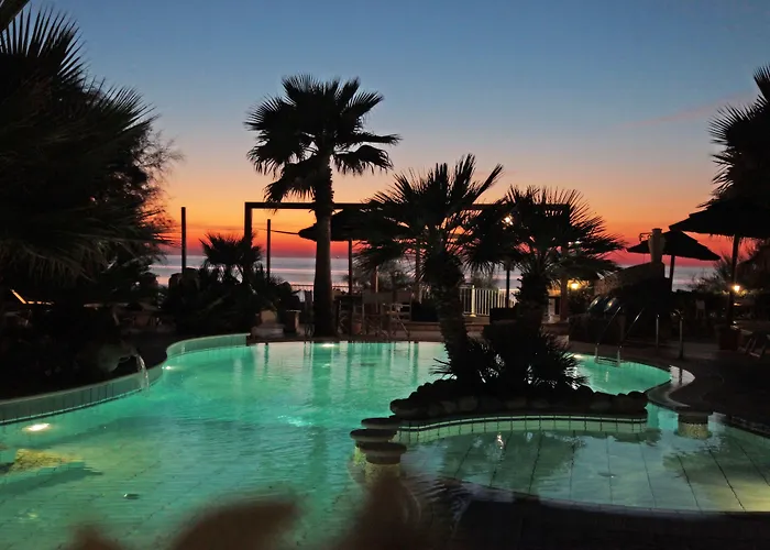 Baia Del Godano & Semesteranläggning (resort) 4*