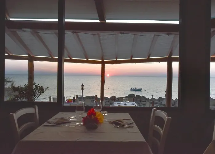 Baia Del Godano & 4*