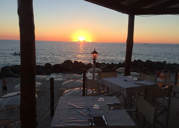 Üdülőközpont Baia Del Godano & 4*