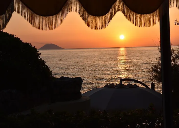 Baia Del Godano & Üdülőközpont Capo Vaticano